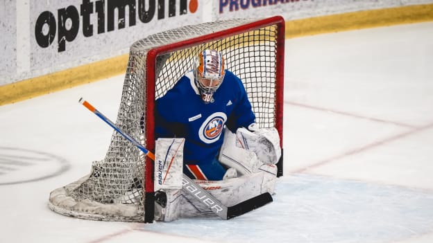 PHOTOS: Islanders Morning Skate Jan. 23