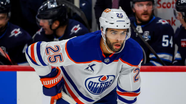 Edmonton Oilers v Winnipeg Jets