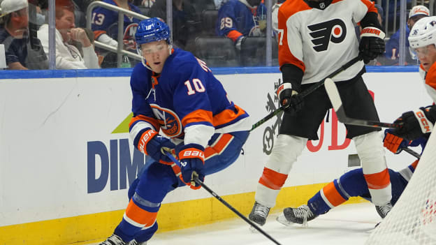 PHOTOS: Islanders 4, Flyers 3