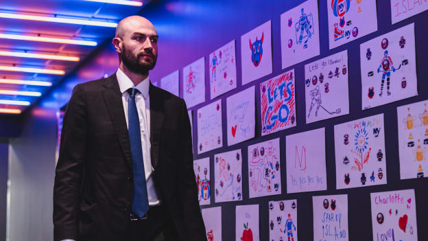 20251010_WSH_NYI_ARRIVALS-12