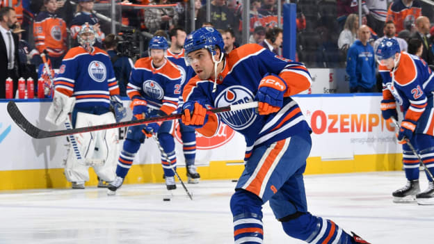 GALLERY: Oilers vs. Avalanche