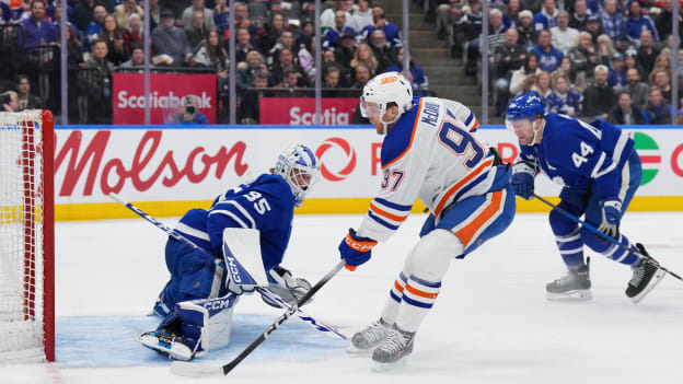 Edmonton Oilers v Toronto Maple Leafs