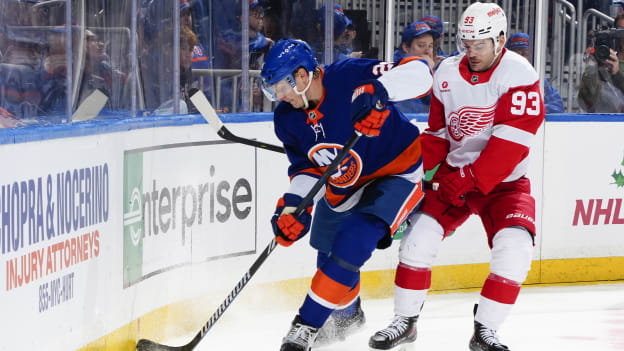 UBS Postgame Photos: Red Wings 4, Islanders 2