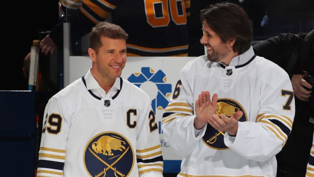 2000s_Pominville_Peters