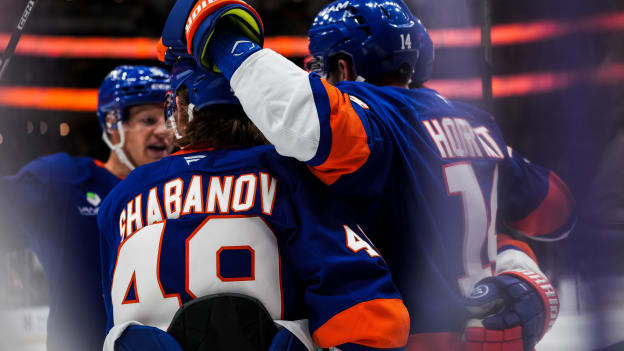 20251202_TBL_NYI_p2_GOAL_horvat-4