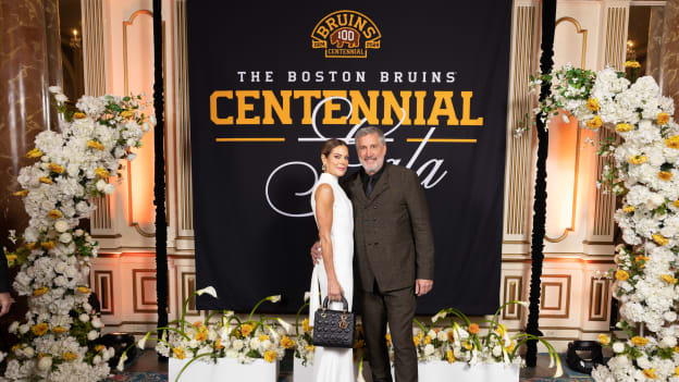 Bruins_SR_003_0086_20231012_MichaelBlanchard