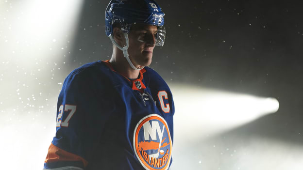 Anders Lee at 2023 NHL Player Media Tour