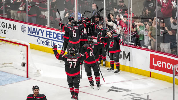 30_250429_CARvsNJD_RD1_GM5_CC103604
