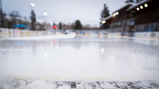 Outdoor Hockey in Winthrop, Washington