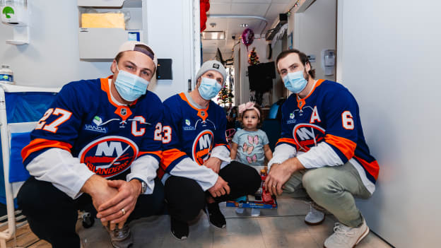 20251218_HOSPITALVISITS_COHENS-6