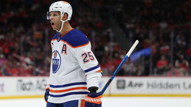 Edmonton Oilers v Washington Capitals