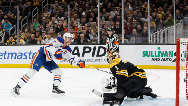 Edmonton Oilers v Boston Bruins