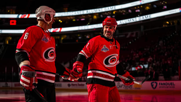 251208_Community_Alumni_Game_20th_Anniversary_JL105359