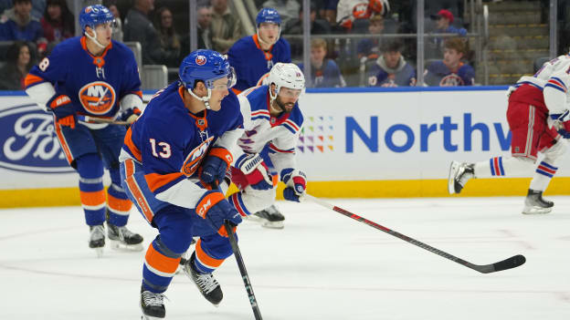 PHOTOS: Islanders 5, Rangers 2