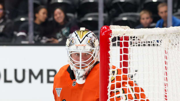 20250924_Kings_Ducks_Robinson_0301