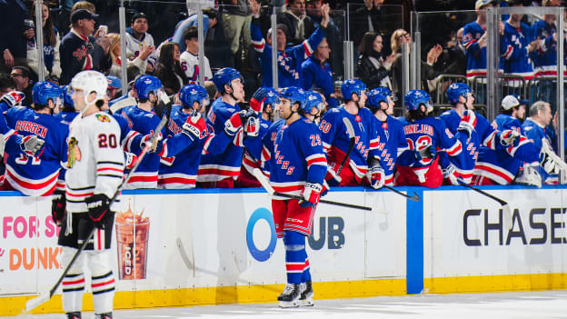 Chicago Blackhawks v New York Rangers