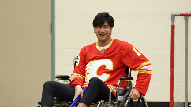 20251121_Floor Hockey_016_ DM