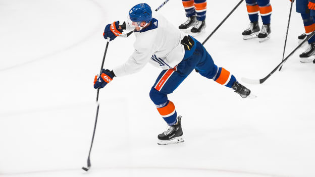 PHOTOS: Islanders Morning Skate Nov. 22, 2023