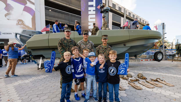 251116TBLvVAN_MilitaryAppreciation214cbl