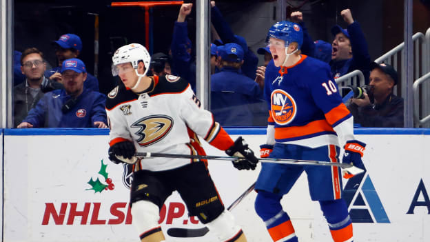 UBS Postgame Photos: Islanders 4, Ducks 3