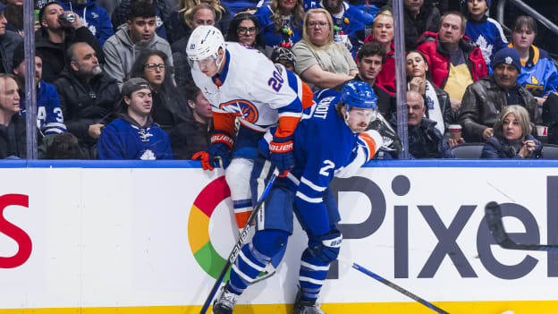 UBS Postgame Photos: Islanders 6, Maple Leafs 3