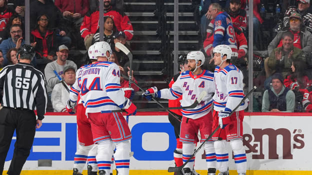 New York Rangers v New Jersey Devils