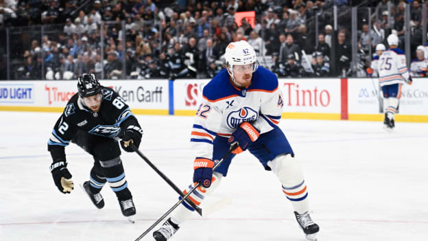 Edmonton Oilers v Utah Mammoth