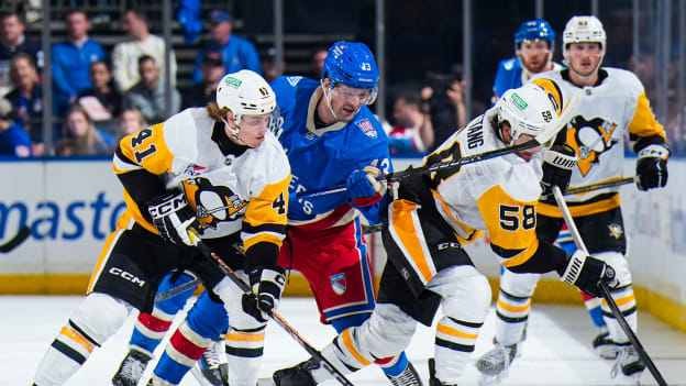 Pittsburgh Penguins v New York Rangers