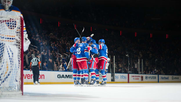 Buffalo Sabres v New York Rangers