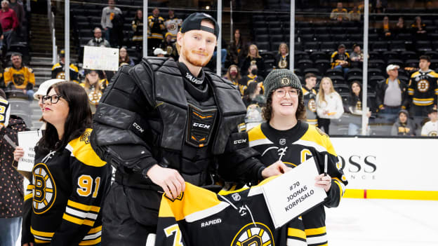 04-15-2025_DLE_Boston Bruins Shirts Off Our Backs Night21