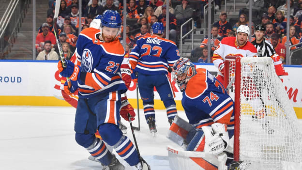 GALLERY: Oilers vs. Flames