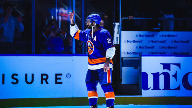 20251123_NYI_SEA_THREESTARS-1