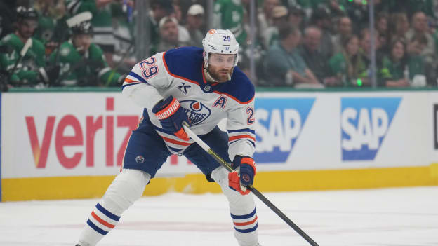 Edmonton Oilers v Dallas Stars