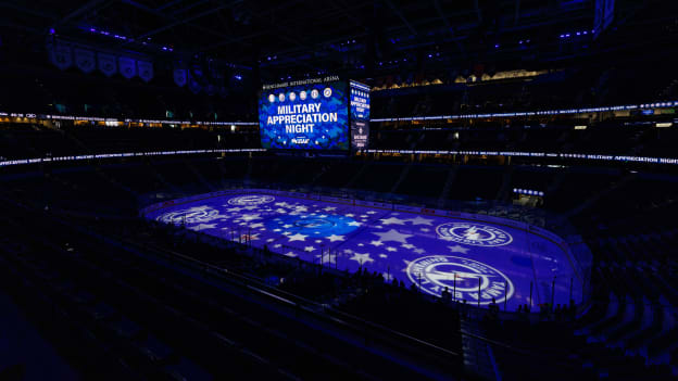 251116TBLvVAN_MilitaryAppreciation250cbl