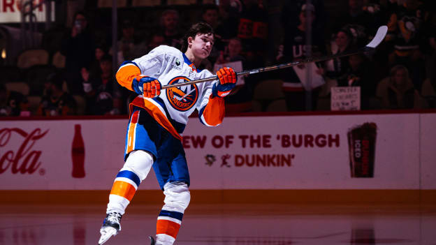 20251009_NYI_PIT_AWAY_ROOKIE-APS-6