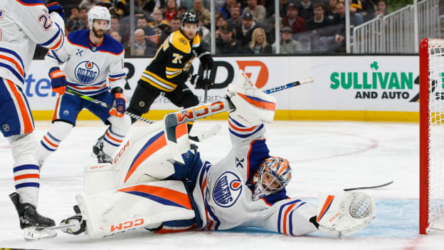 Edmonton Oilers v Boston Bruins