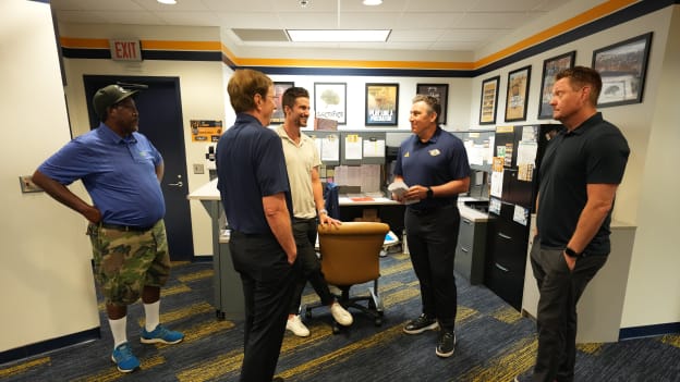 Head Coach Andrew Brunette Arrives in Smashville