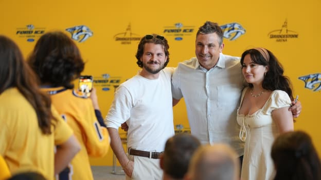 Andrew Brunette Meets Preds Fans at Summer Select-a-Seat