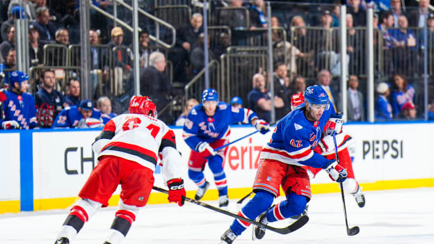 Carolina Hurricanes v New York Rangers