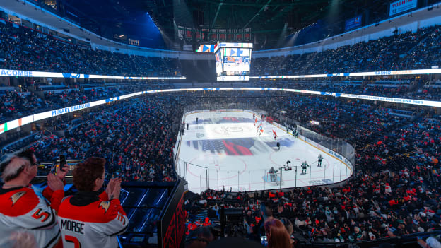 ab0950f3-678a-4859-aa5c-7b29c0c7a2fc02.03.26_Ducks_Fans-23