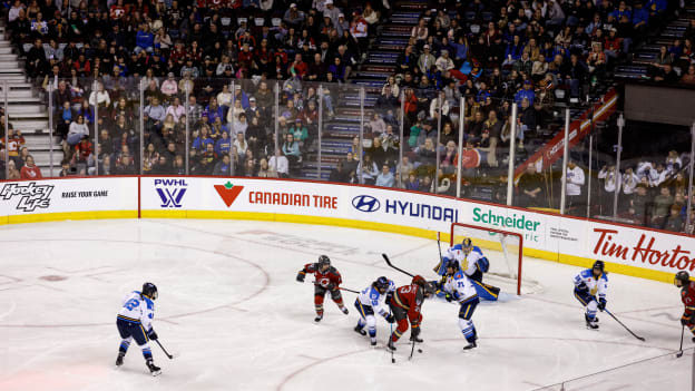 20260401_PWHL_FLA2662_JP