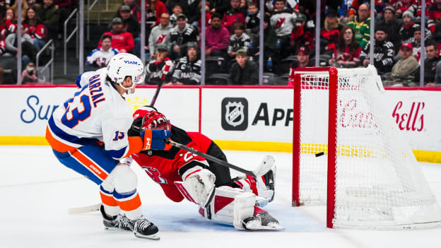 20251110_NJD_NYI_OTWINNER_BARZAL-3