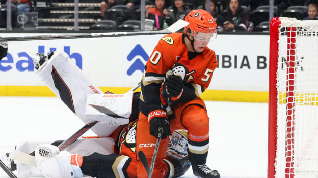 20250924_Kings_Ducks_Robinson_0315