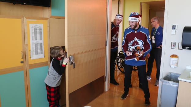 Children's Hospital Holiday Visit 2019 Community