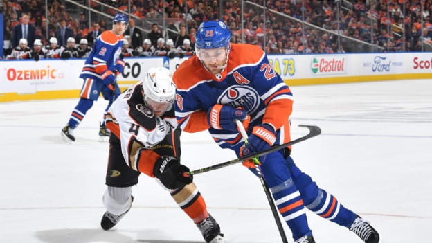 GALLERY: Oilers vs. Ducks