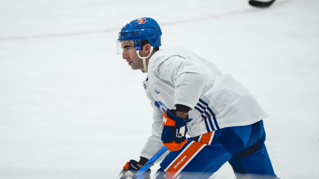 PHOTOS: Islanders Morning Skate Dec. 29