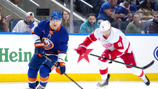 UBS Postgame Photos: Red Wings 4, Islanders 2