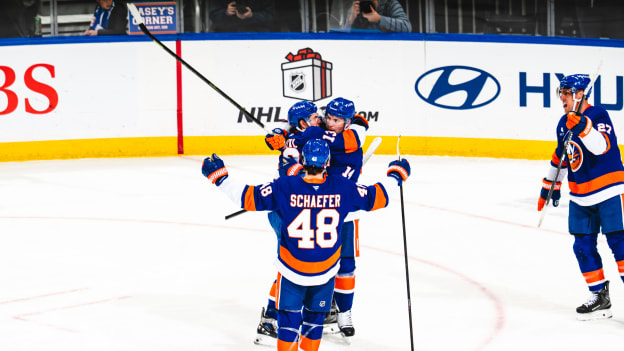 20251130_NYI_WSH_HORVATGOAL-1