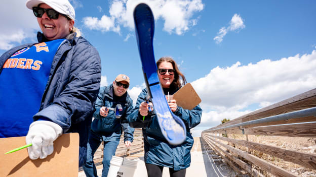 20260407_BeachCleanUp-7