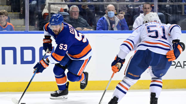 Edmonton Oilers v New York Islanders
